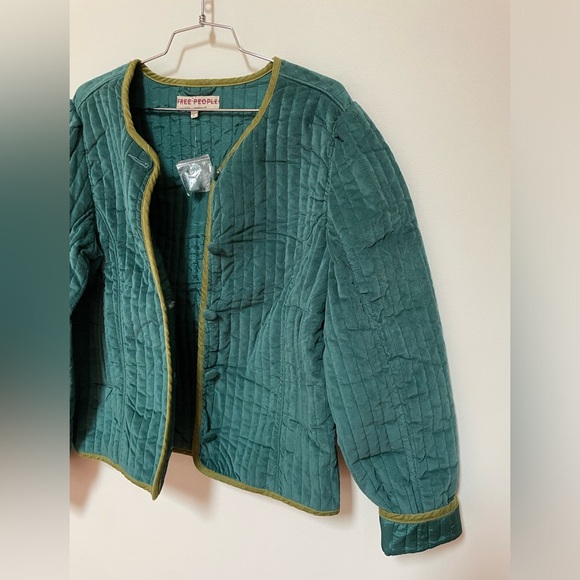 NWOT Free People We The Free Natalia Velvet Jacket Size Medium - Picture 11 of 16